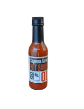 Load image into Gallery viewer, Cayenne Garlic Hot Sauce
